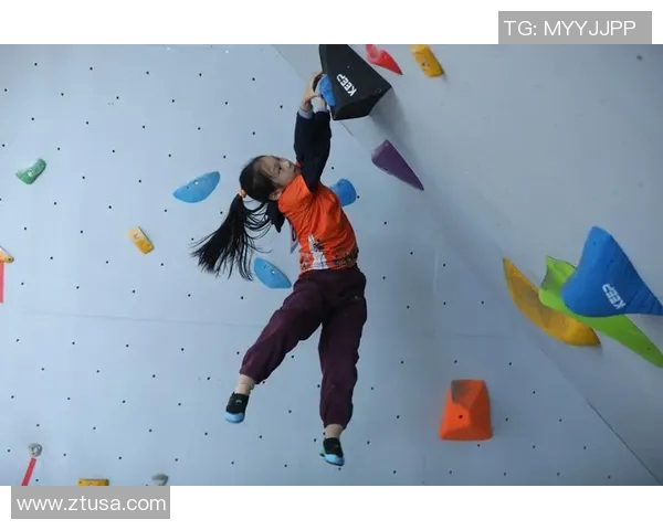 杭州攀岩队的耐力之道:揭秘攀岩巨献背后的坚持与奋斗